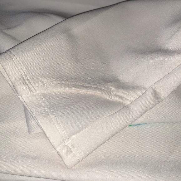 BNWOT Women's Lightweight Quarter-Zip Pullover by Adidas - Picture 9 of 9